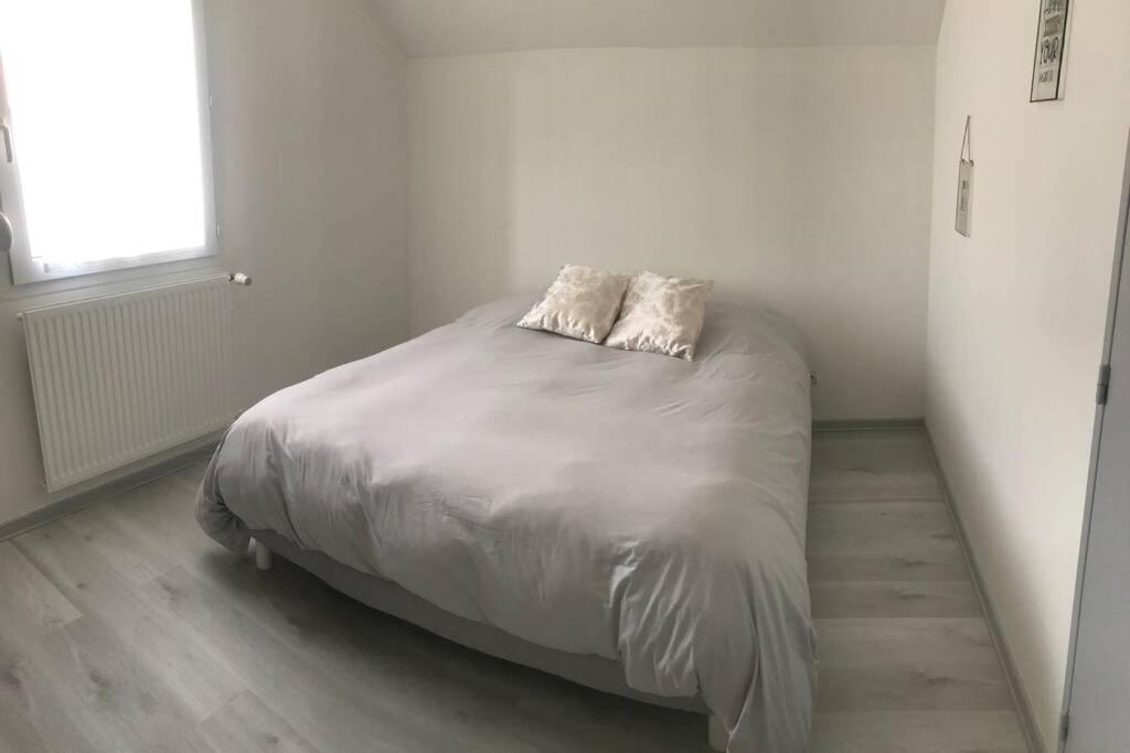 La Maison De Ville - 4 Chambres, 2 Sdb, Terrasse Et Garage - 90M2 Vesoul Eksteriør bilde